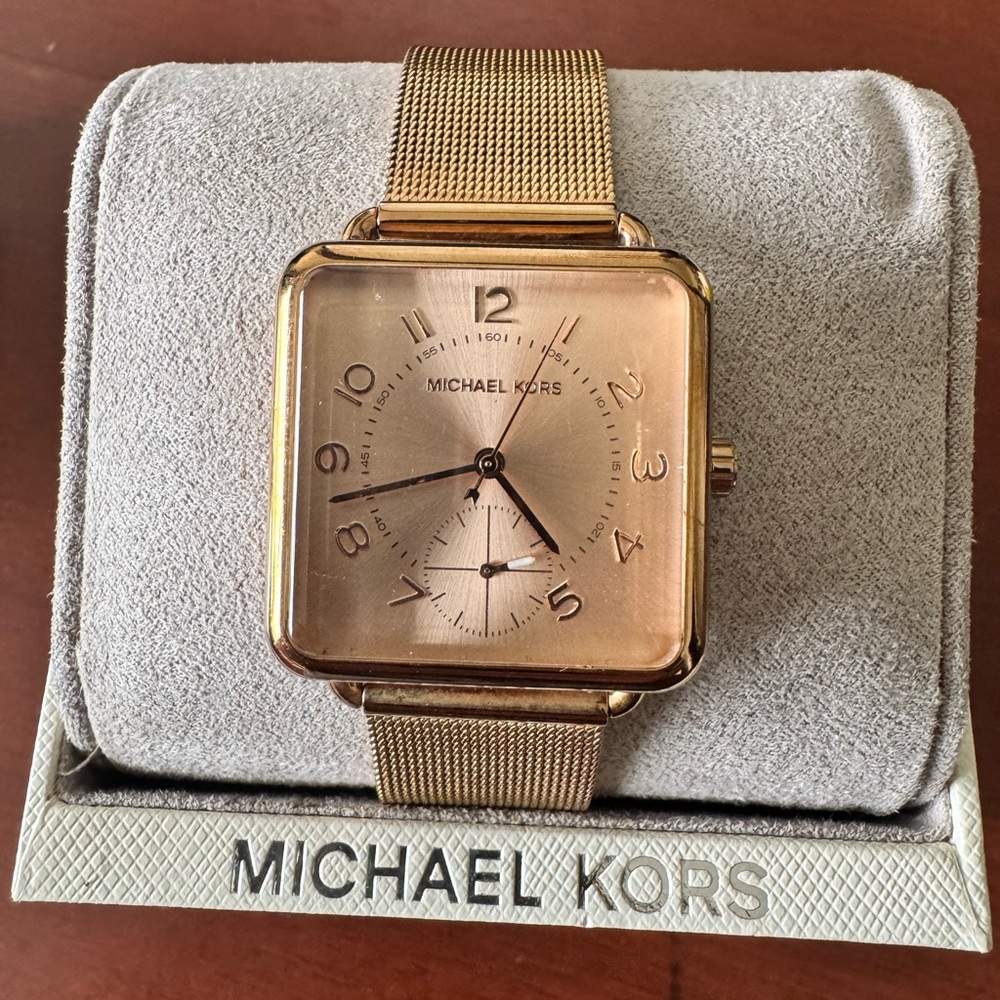 Michael Kors Gold Mesh Strap Bracelet